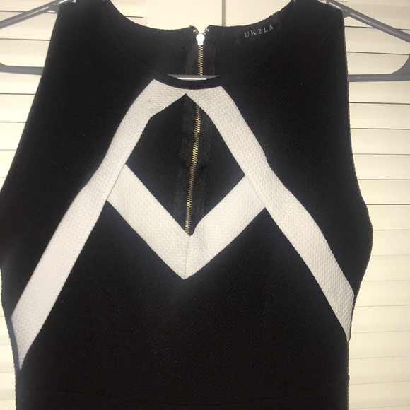 Romper - Picture 2 of 4